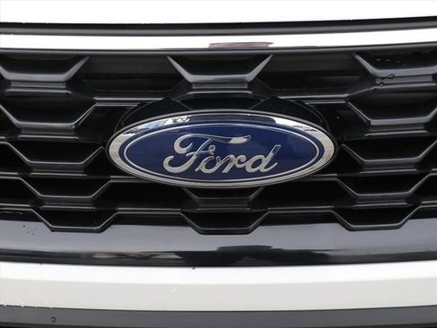 New 2026 Ford Escape ST-Line w/ Tech Pack #1 AWD/4WD image 18