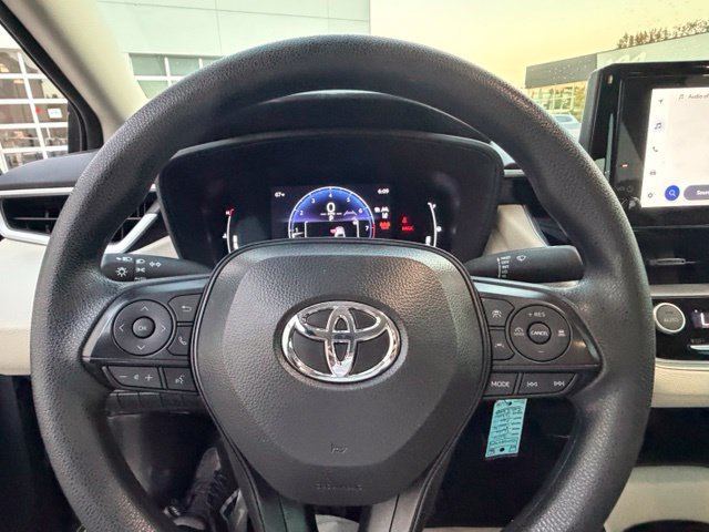 Used 2026 Toyota Corolla LE FWD image 14
