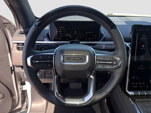 Used 2025 GMC Sierra EV Denali image 10