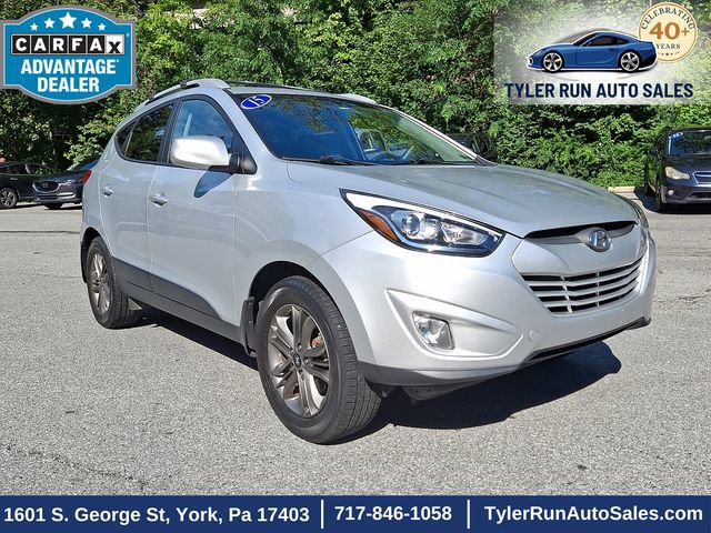 Used 2015 Hyundai Tucson SE AWD/4WD image 1