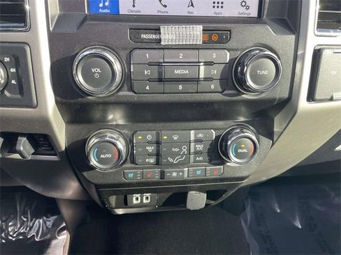 Used 2019 Ford F350 Lariat w/ Lariat Ultimate Package image 22