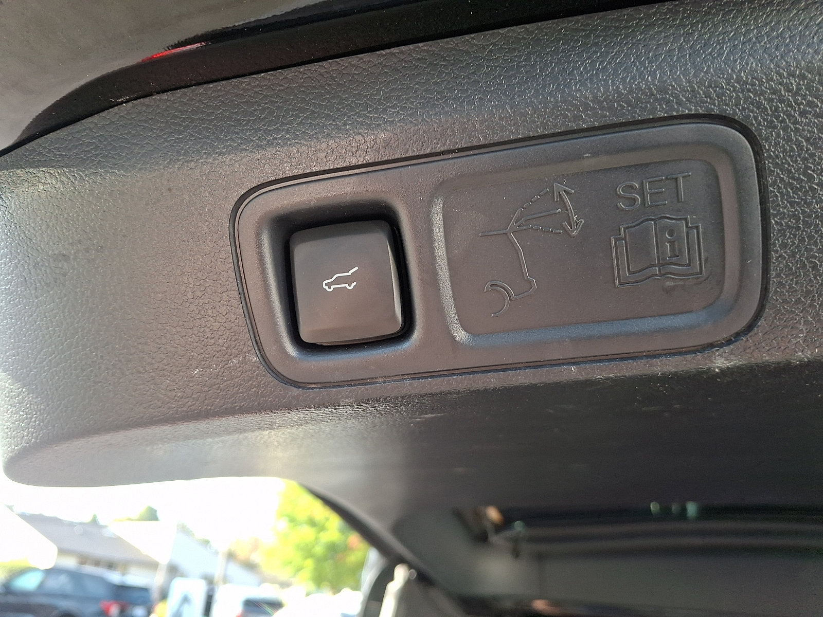 Used 2024 Ford Expedition Limited AWD/4WD image 32