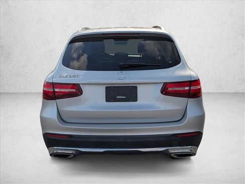 Used 2017 Mercedes-Benz GLC 300 image 6