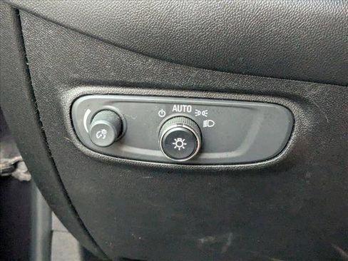 Used 2019 Chevrolet Equinox LT image 7