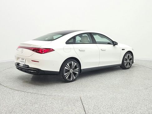 New 2026 Mercedes-Benz CLA 250+ image 5