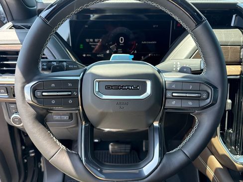 New 2026 GMC Yukon Denali Ultimate AWD/4WD image 22