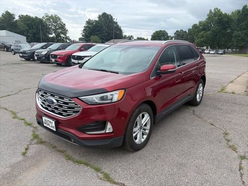 Used 2019 Ford Edge SEL AWD/4WD image 2