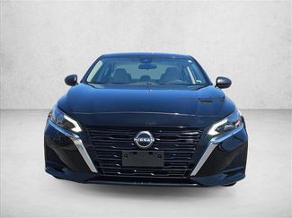 Used 2024 Nissan Altima 2.5 SV FWD video 2