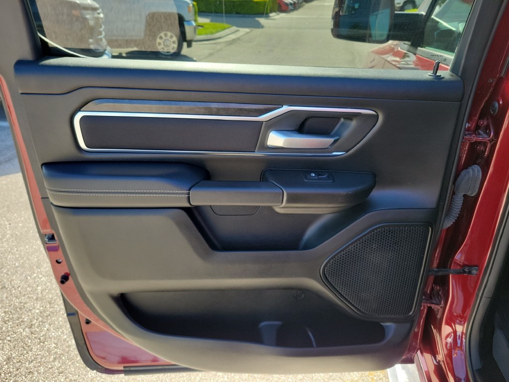Used 2024 RAM 1500 Big Horn AWD/4WD image 15