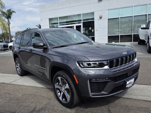 New 2026 Jeep Grand Cherokee L Limited RWD image 6