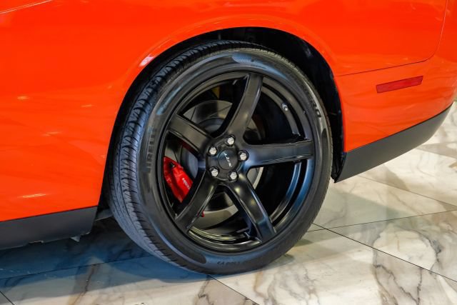 Used 2018 Dodge Challenger SRT w/ Technology Group RWD image 60