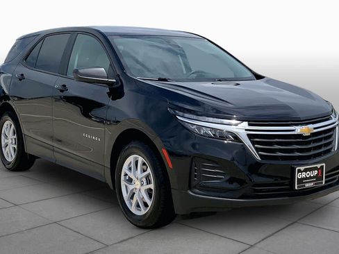 Used 2024 Chevrolet Equinox LS w/ LS Convenience Package FWD image 5