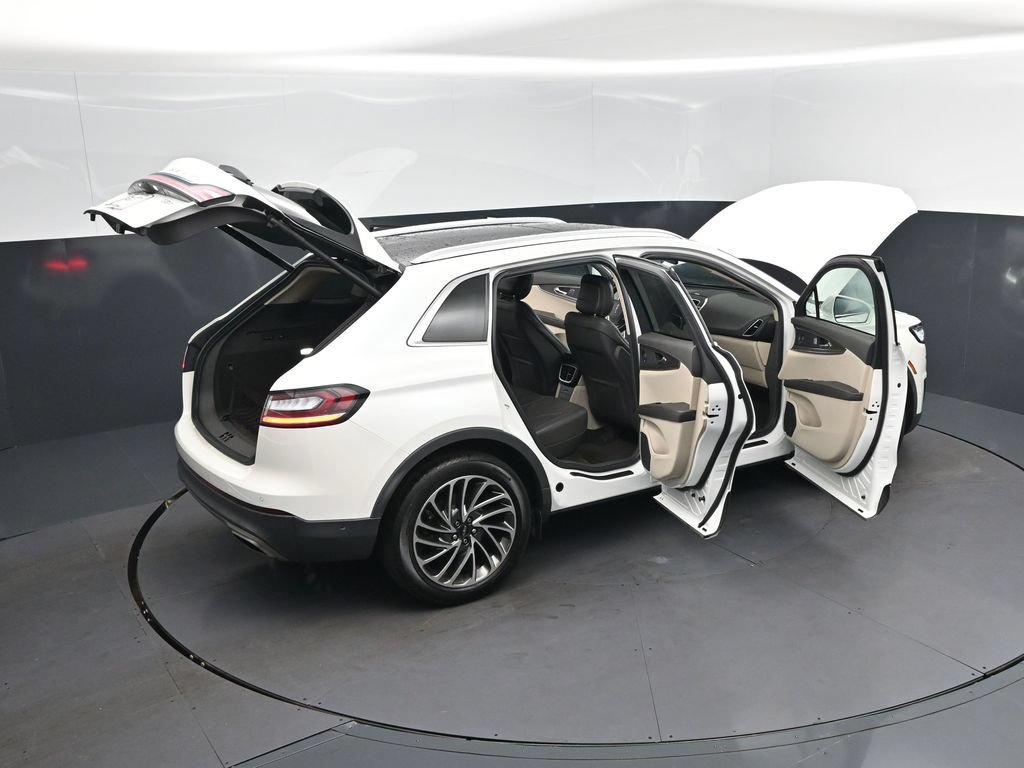 Used 2020 Lincoln Nautilus Reserve w/ Equipment Group 201A FWD image 49