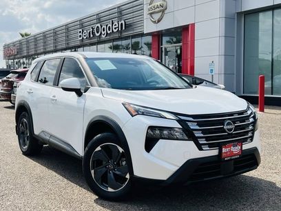 Certified 2025 Nissan Rogue SV