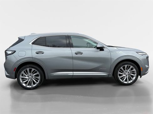 Used 2024 Buick Envision Avenir image 3