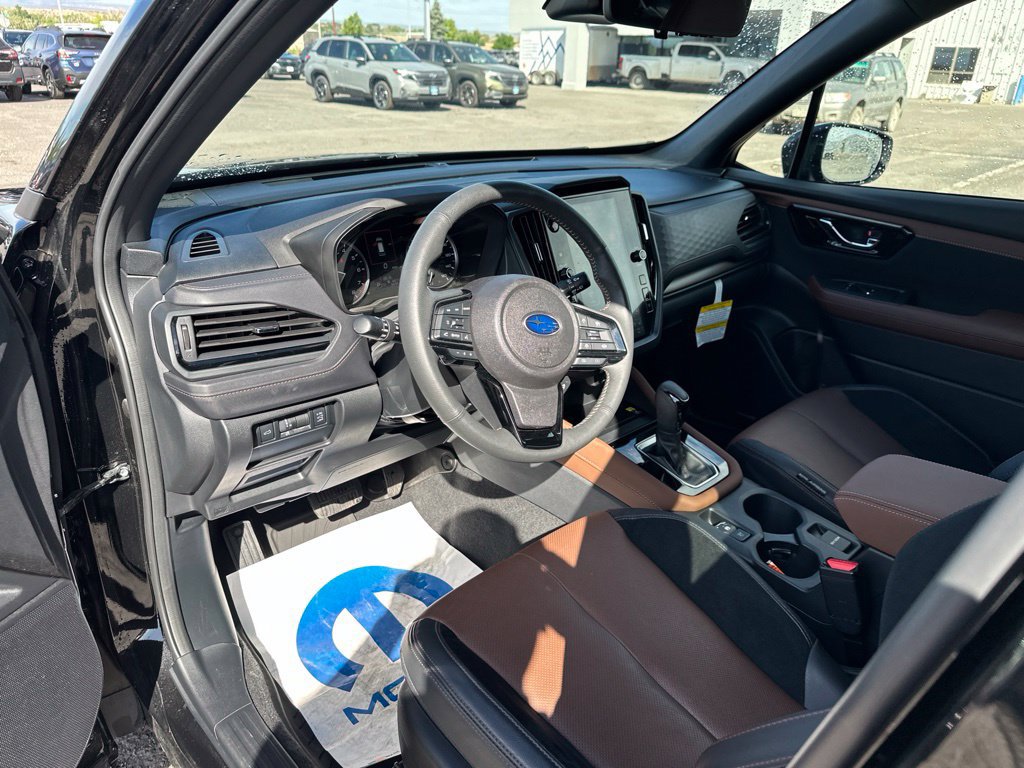 Used 2025 Subaru Forester Touring AWD/4WD image 24