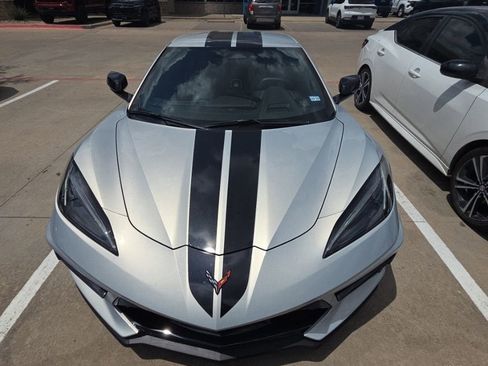 Used 2024 Chevrolet Corvette Stingray Premium Cpe w/ Z51 Performance Package RWD image 2