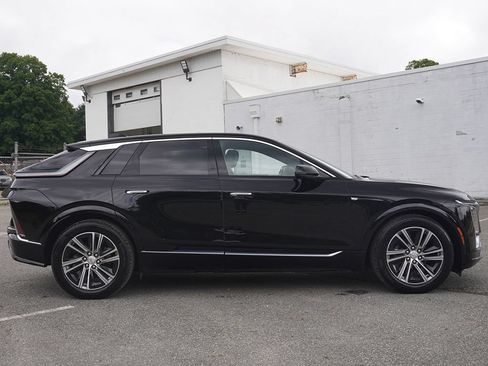 Used 2024 Cadillac Lyriq Luxury RWD image 22