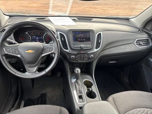Used 2021 Chevrolet Equinox LT AWD/4WD image 15
