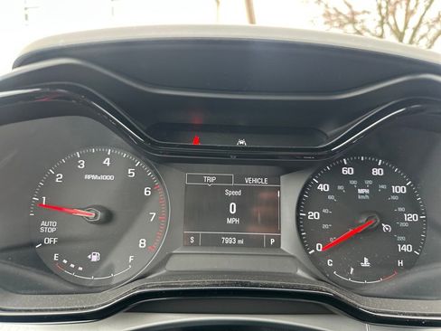 Used 2025 Chevrolet Trax LS w/ LS Convenience Package image 14