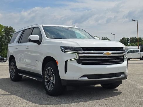 Used 2024 Chevrolet Tahoe LT w/ LT Signature Plus Package RWD image 7