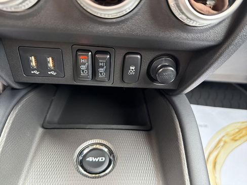 New 2026 Mitsubishi Outlander Sport LE image 26