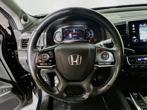 Used 2021 Honda Pilot Touring image 10
