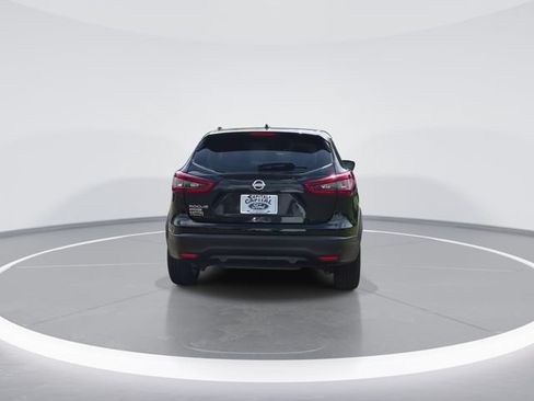 Used 2021 Nissan Rogue Sport S FWD image 7