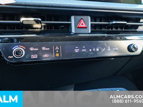 Used 2022 Kia EV6 Wind image 38
