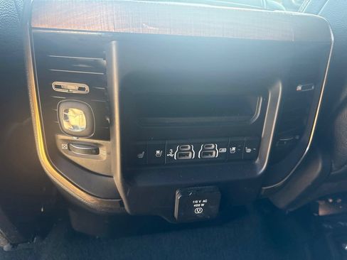 Used 2019 RAM 1500 Limited AWD/4WD image 15