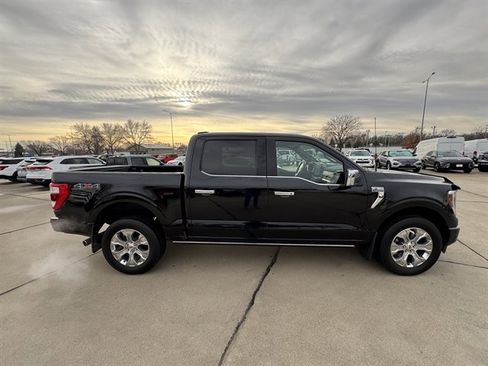 Certified 2022 Ford F150 Platinum w/ Equipment Group 701A High image 3