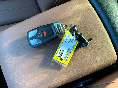 Used 2022 Audi A4 2.0T Premium w/ 18" Wheel Package image 14