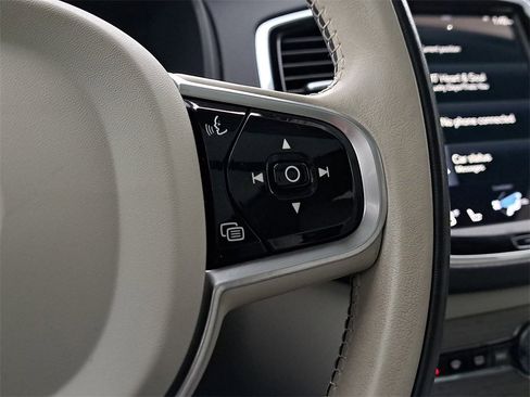 Used 2022 Volvo XC90 T6 Inscription w/ Advanced Package image 28