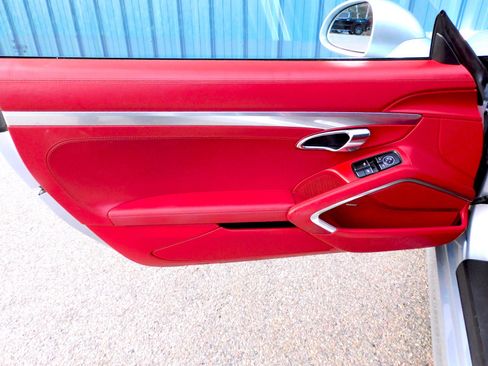 Used 2015 Porsche Boxster S image 33