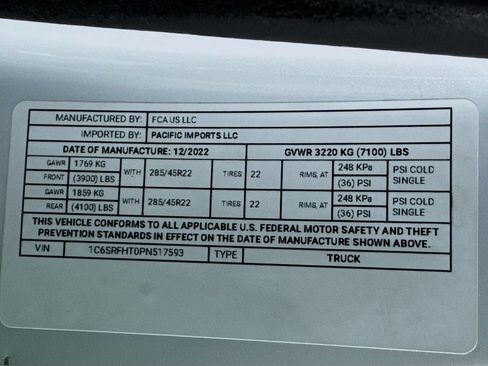 Used 2023 RAM 1500 Limited w/ Body-Colour Bumper Group AWD/4WD image 36