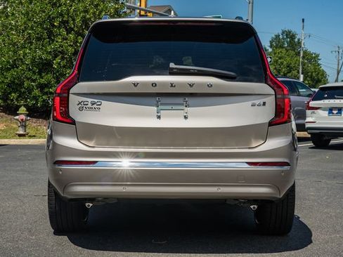 New 2026 Volvo XC90 B6 Plus w/ Protection Package Premier AWD/4WD image 6