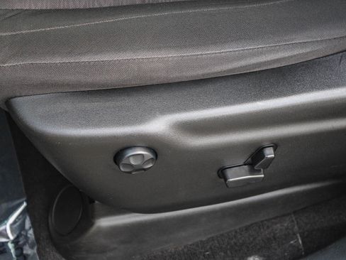 Used 2023 Dodge Durango GT image 22