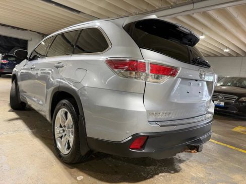 Used 2015 Toyota Highlander Limited AWD/4WD image 3