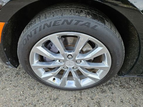 Used 2016 Cadillac XTS Luxury image 8