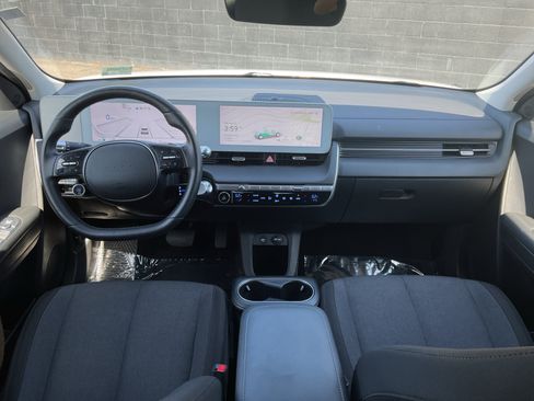 Used 2024 Hyundai Ioniq 5 SEL RWD image 17