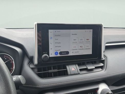 Used 2025 Toyota RAV4 XLE image 30