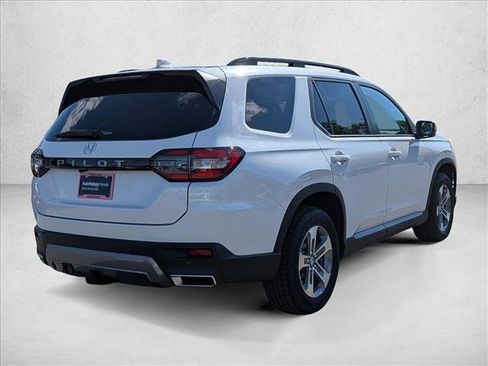 New 2026 Honda Pilot EX-L image 2