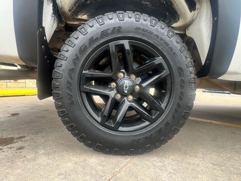 Used 2010 Chevrolet Silverado 1500 W/T w/ Skid Plate Package AWD/4WD image 21