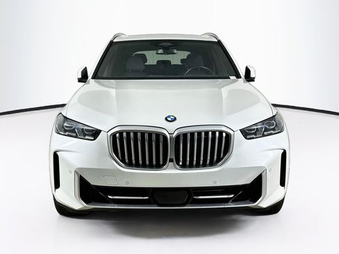 Used 2024 BMW X5 sDrive40i RWD image 2