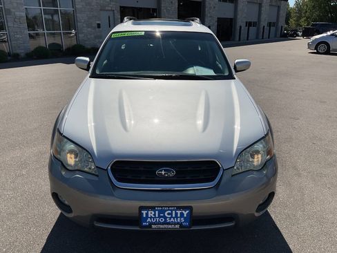 Used 2006 Subaru Outback 2.5i Limited AWD/4WD image 12