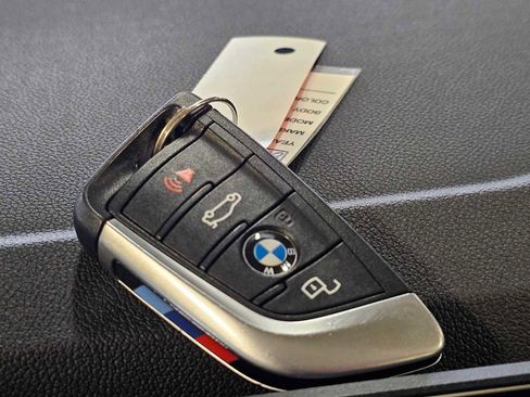 Certified 2025 BMW 330i xDrive Sedan w/ M Sport Package AWD/4WD image 42