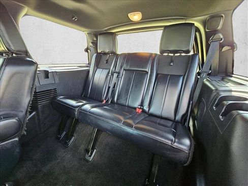 Used 2017 Ford Expedition XLT w/ Equipment Group 202A RWD image 22