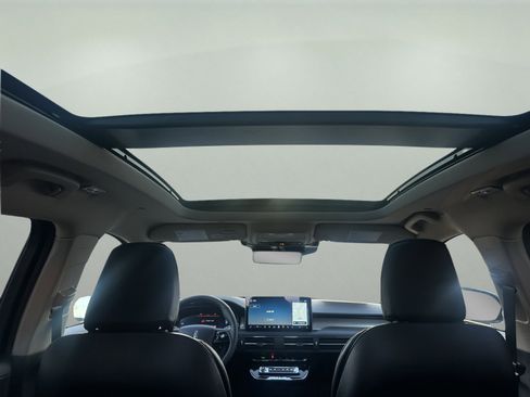 New 2026 Lincoln Corsair Premiere image 17