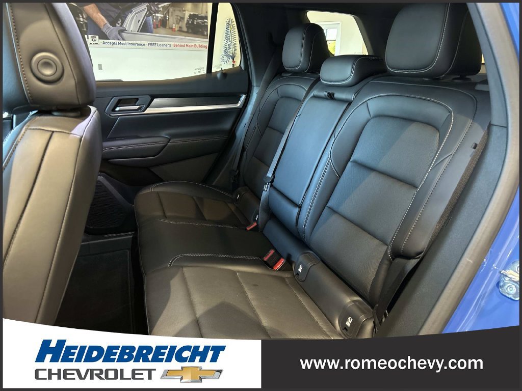 Used 2026 GMC Terrain Elevation w/ Elevation Premium Package AWD/4WD image 12