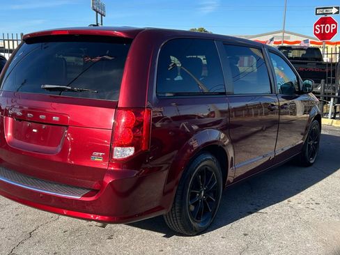 Used 2019 Dodge Grand Caravan GT FWD image 5